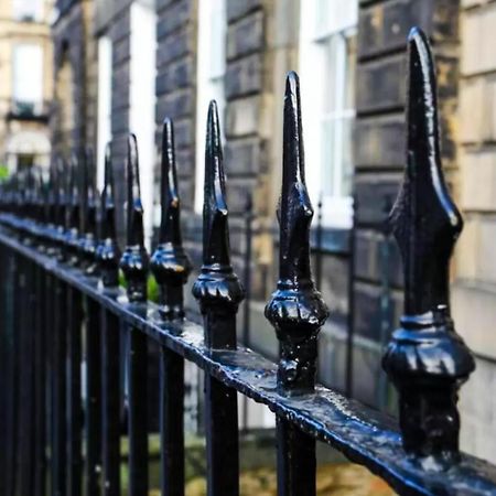 Ultra Modern, Stylish Apartment Next To Princes St Edinburgh Luaran gambar