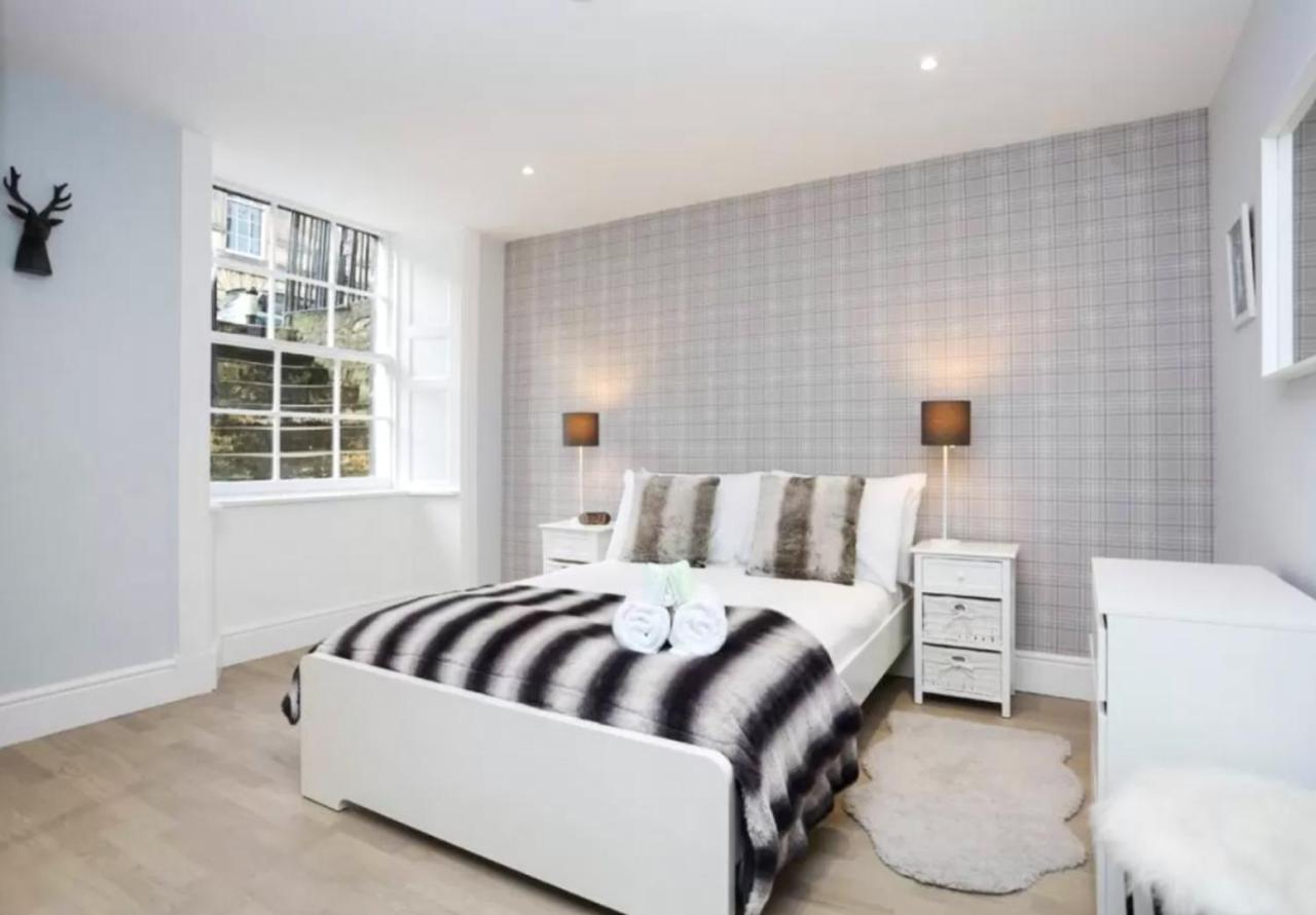 Ultra Modern, Stylish Apartment Next To Princes St Edinburgh Luaran gambar