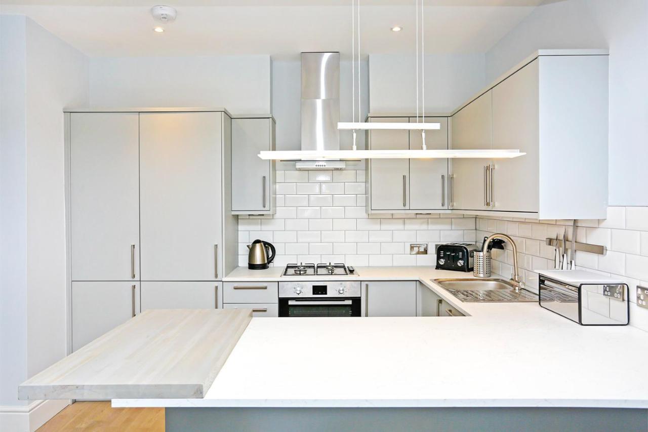 Ultra Modern, Stylish Apartment Next To Princes St Edinburgh Luaran gambar