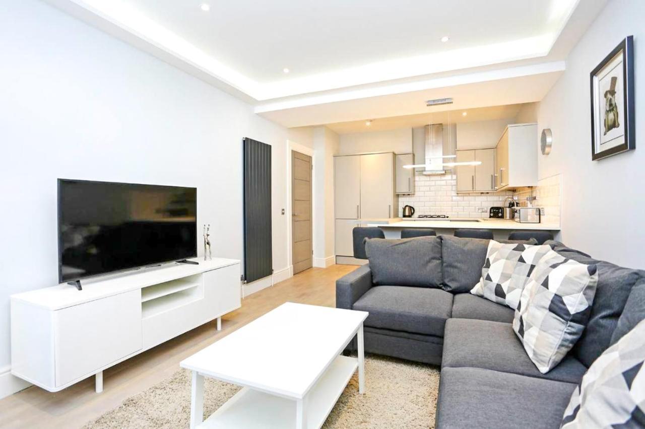 Ultra Modern, Stylish Apartment Next To Princes St Edinburgh Luaran gambar