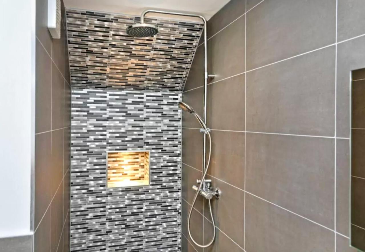 Ultra Modern, Stylish Apartment Next To Princes St Edinburgh Luaran gambar